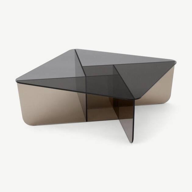 طاولة زجاجية